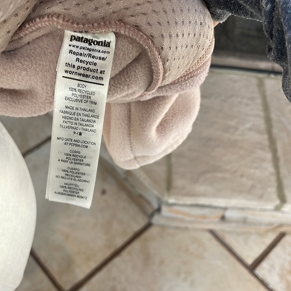 Patagonia Fleece hooded jacket - Picture 7 of 8